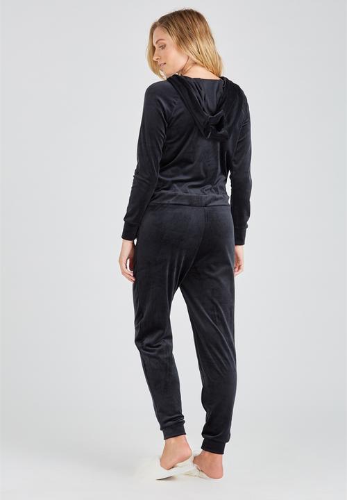 Supré  - Velour onesie - black