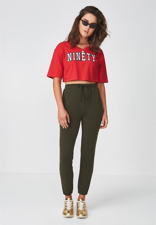 Supré  - V neck boxy crop - red