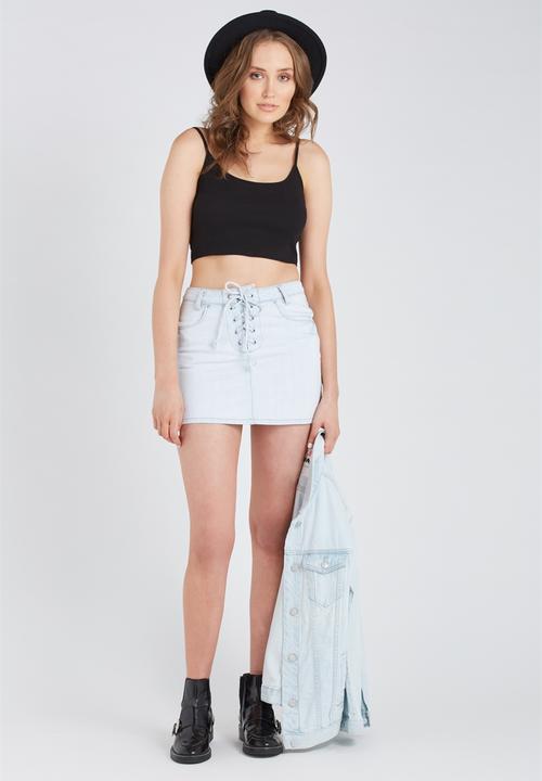 Supré  - Paige crop rib cami - black