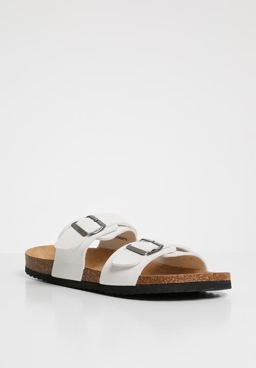 Brave Soul - Anthony strap buckle slider sandals - white