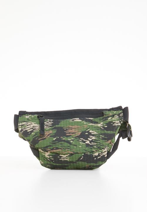 Nixon - Trestles hip pack - tiger camo