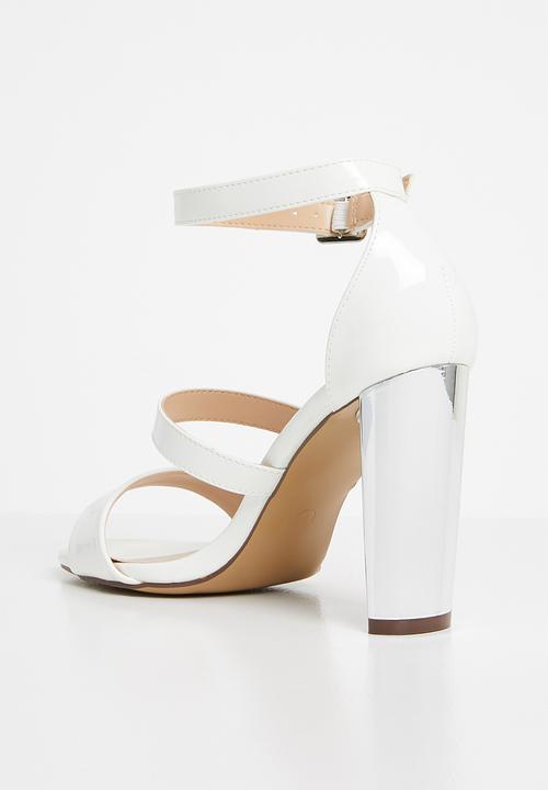 SISSY BOY - Strappy heels - white