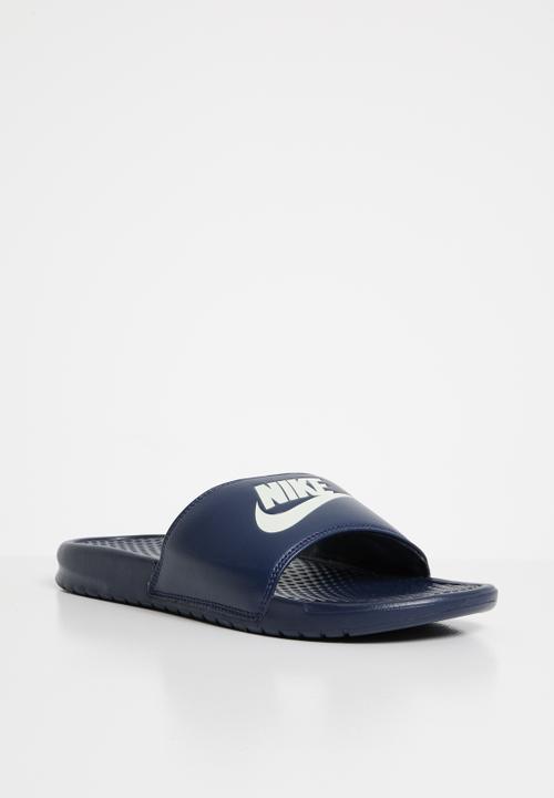 Nike - Benassi "just do it " sandal - navy 