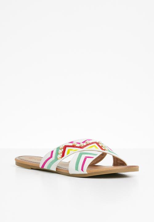 Miss Black - Ishab sandals - white