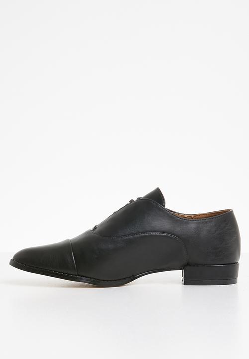 Miss Black - Maha brogues - black