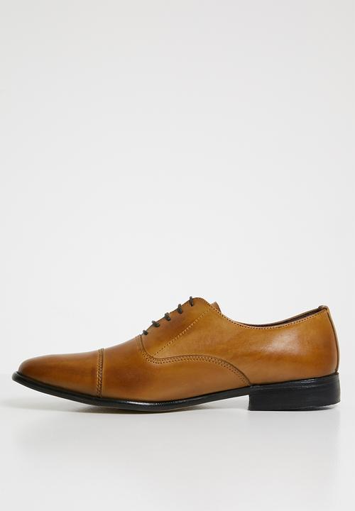 Superbalist - Cap toe leather oxford - brown