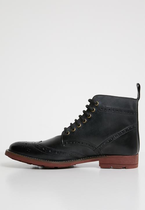 Superbalist - Brogue leather chelsea boot - black 