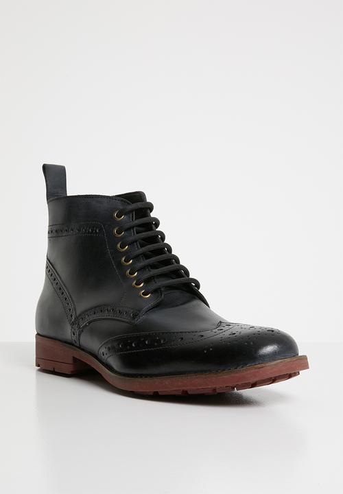 Superbalist - Brogue leather chelsea boot - black 