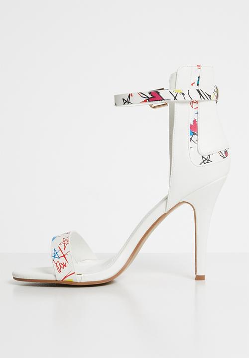 Dolce Vita - Nolan ankle strap heels - white