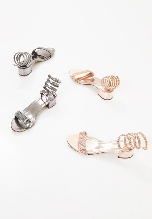 SISSY BOY - Metallic strappy sandals - silver
