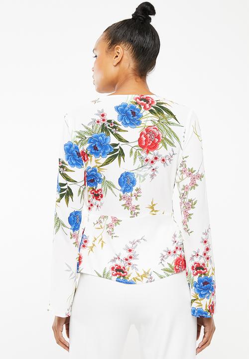 Revenge - Floral wrap top - white