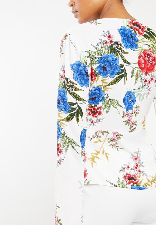 Revenge - Floral wrap top - white