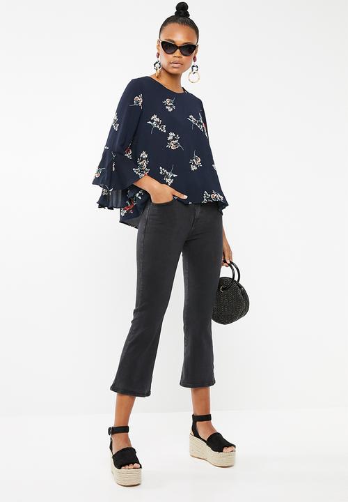 Revenge - 3/4 sleeve floral blouse - navy