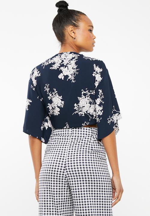Revenge - Tie front kimono top - navy