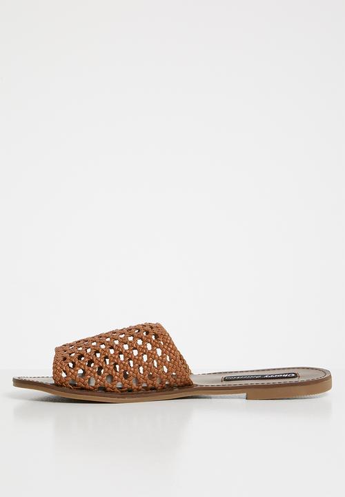 Cherry Collection - Caralina woven sandal - tan