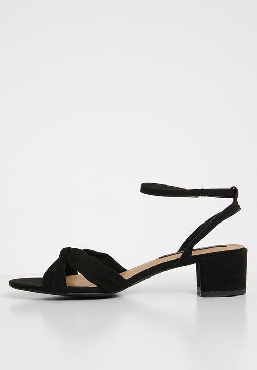 Cherry Collection - Seattle block heel - black