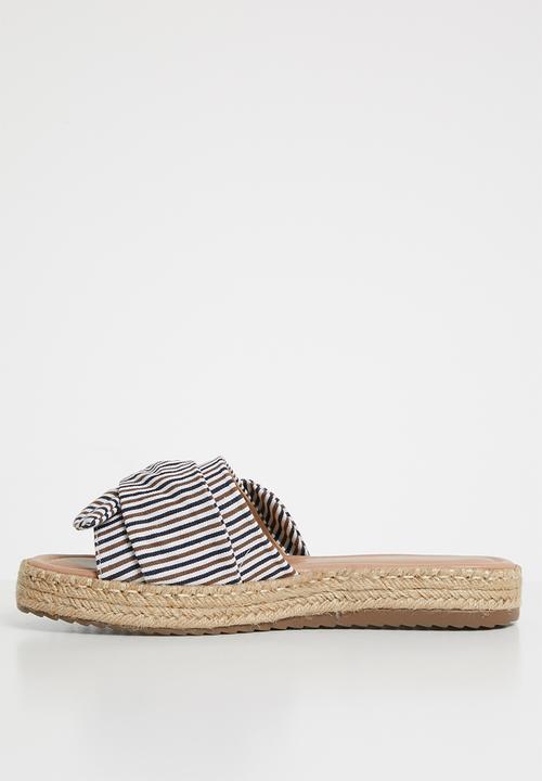 G Couture - Knot detail espadrille sandals - neutral