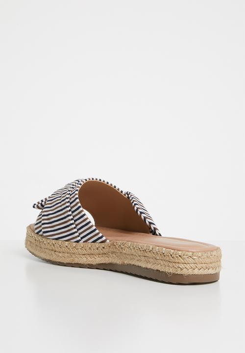 G Couture - Knot detail espadrille sandals - neutral