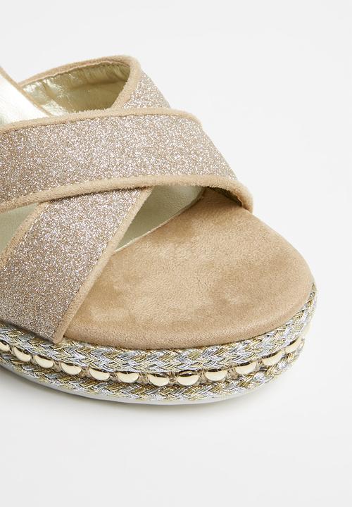 Miss Black - Jaiden wedges - beige