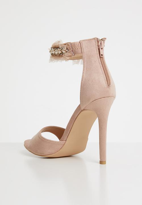 Miss Black - Moore open toe heels - pale pink