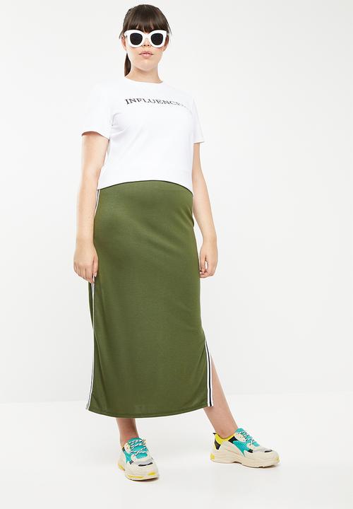 STYLE REPUBLIC PLUS - Maxi skirt with slits - green