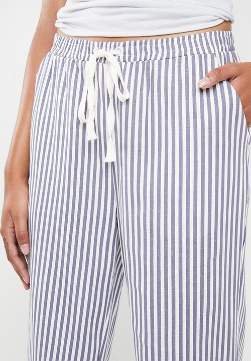 Cotton On - Woven cropped pant - white & blue 