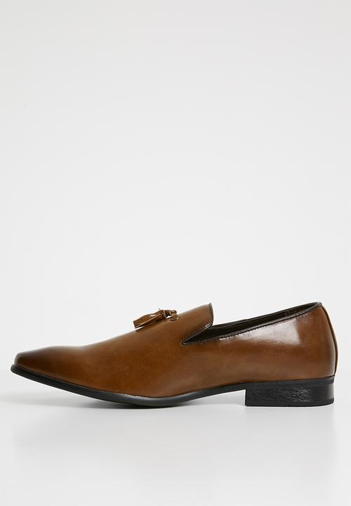 Superbalist - Roberto slip-on shoe - tan 