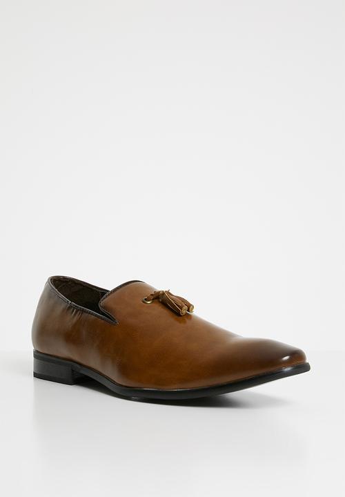 Superbalist - Roberto slip-on shoe - tan 