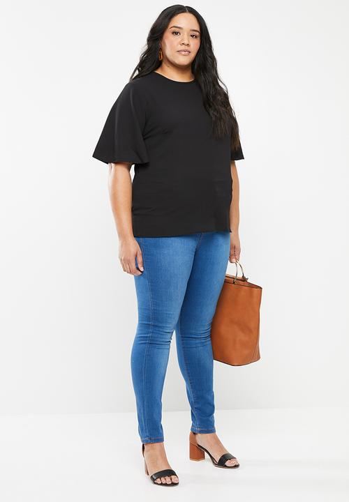 edit Plus - Flutter sleeve blouse - black