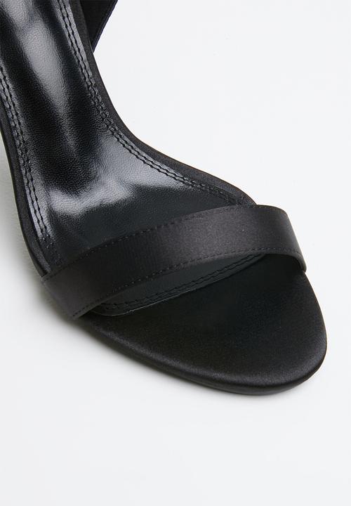 Dolce Vita - Tiffany strappy heel - black