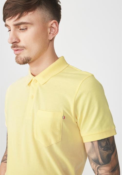Cotton On - Icon short sleeve polo - yellow