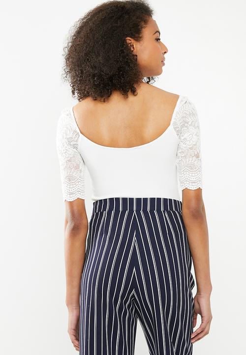 SISSY BOY - Cinnabon fitted top - off white