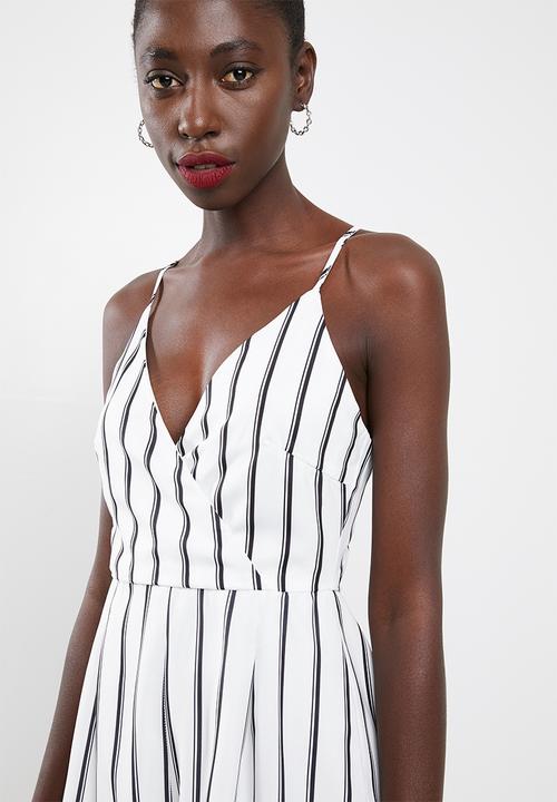 Missguided - Stripe cami wrap playsuit - white