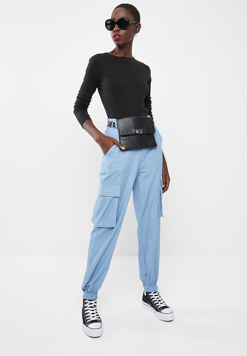 Missguided - Denim look cargo combat jean - blue