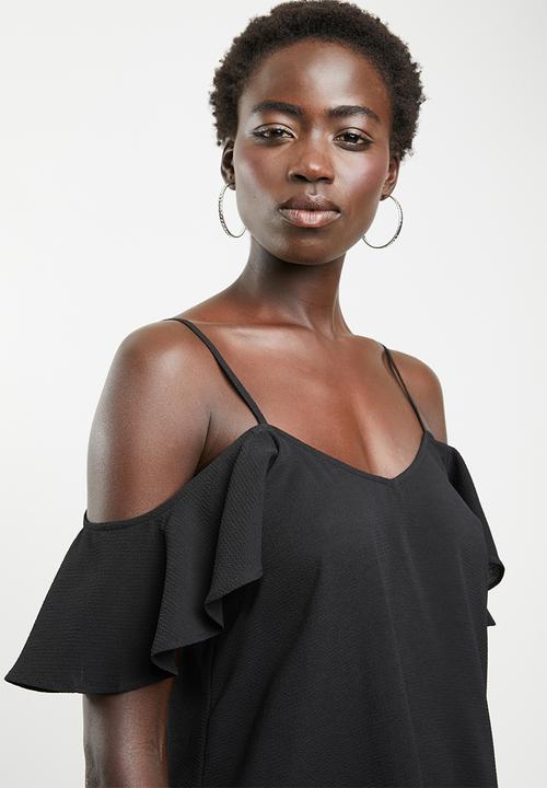 Revenge - Cold shoulder top - black