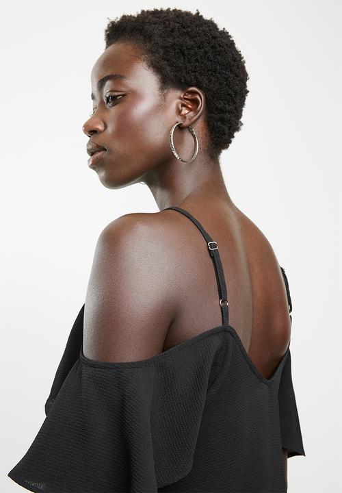 Revenge - Cold shoulder top - black