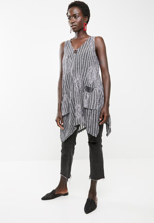 Revenge - Longer length top - grey