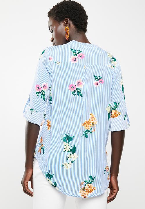 Revenge - Floral top - blue