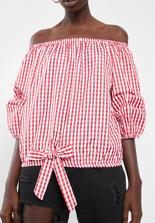Revenge - Off-shoulder check top - red