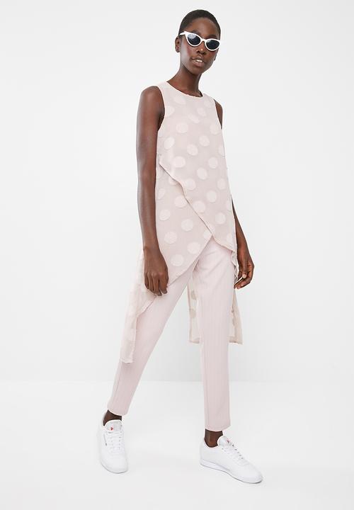 Revenge - Polka dot sleeveless tunic with cross over hem - pink