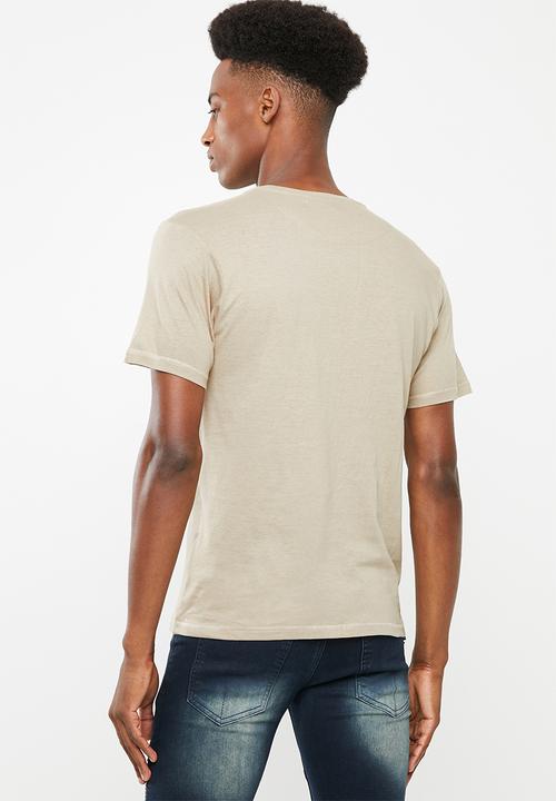 Brave Soul - Arkham plain chest pocket tee - stone
