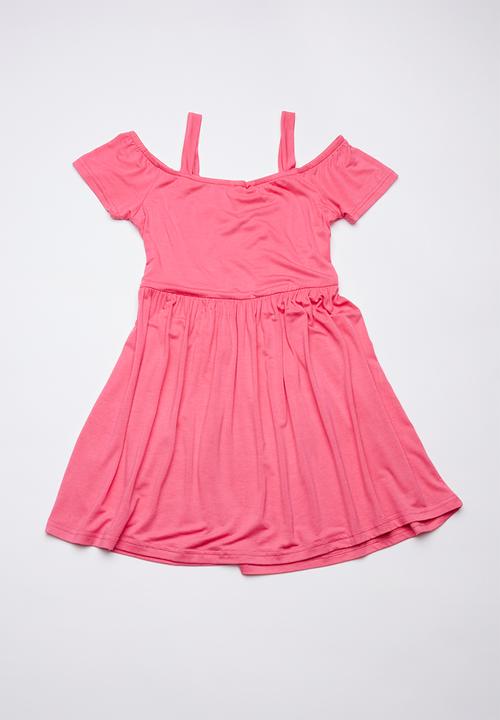 Rebel Republic - Cold shoulder dress - pink
