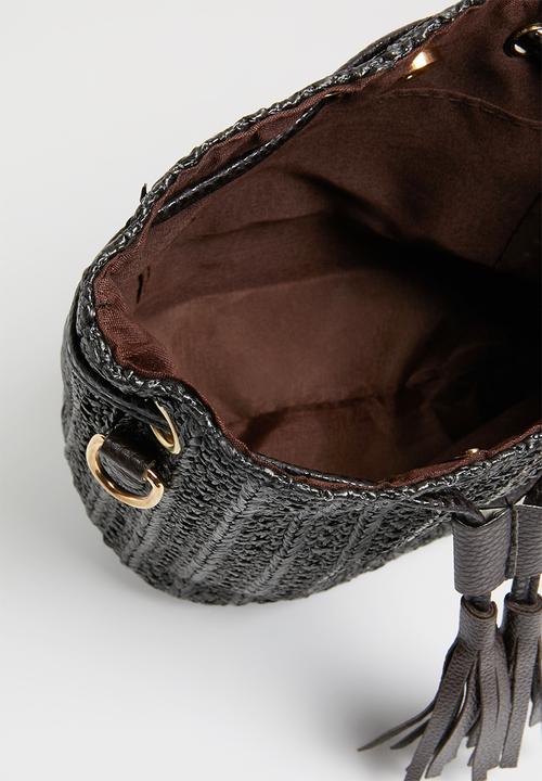 Superbalist - Straw drawstring bucket bag - black 
