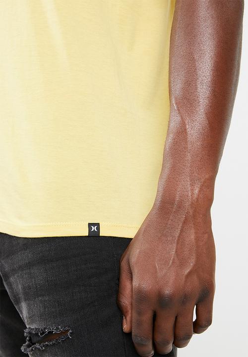 Hurley - Short sleeve solid T-shirt - yellow