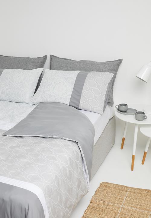 Design Studio - Huxley jacquard duvet cover set - grey