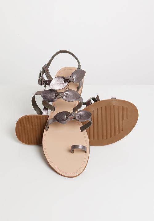 Miss Black - Hania sandal - grey