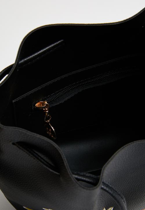 Superbalist - Embroidered bucket bag - black