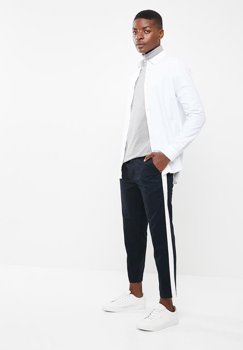 Superbalist - Cropped slim fit taped chino - navy