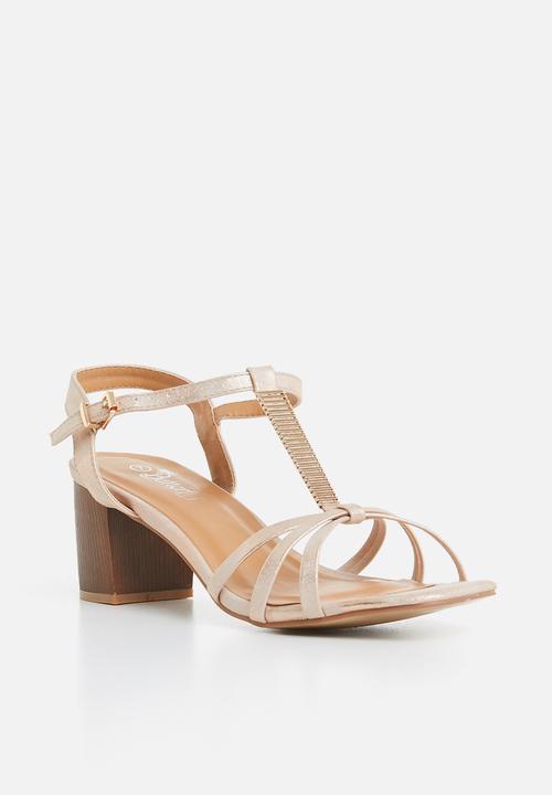Butterfly Feet - Ankle strap heels - gold