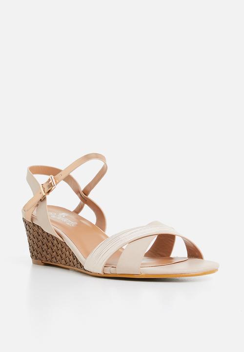 Butterfly Feet - Nalayka wedge heel - pale pink